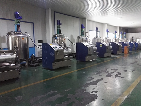 鋰電池漿料生產現場